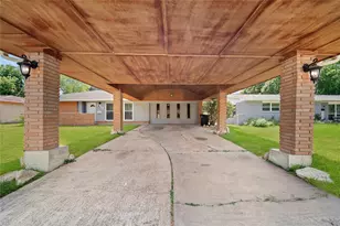 2835 Dragonwick Dr, Houston, TX 77045 - Photo 3