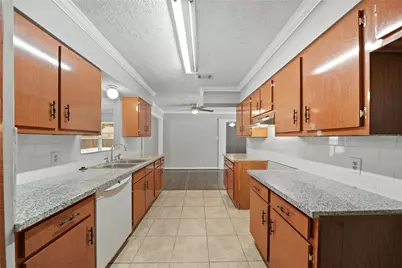 2835 Dragonwick Drive, Houston, TX 77045 - Photo 9