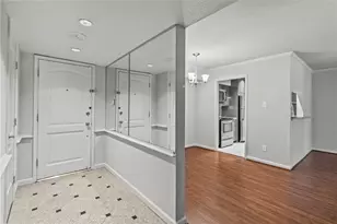 4627 Wild Indigo St, Houston, TX 77027 - Photo 3