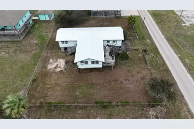 963 Gulfview Drive, Crystal Beach, TX 77650 - Photo 5