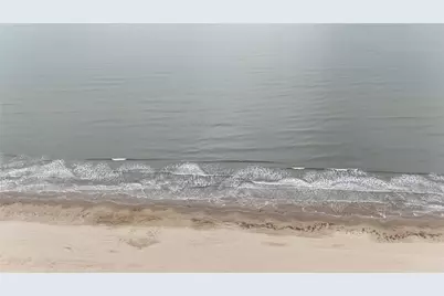 963 Gulfview Drive, Crystal Beach, TX 77650 - Photo 7