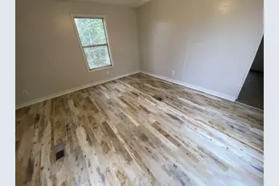 368 Pine Ridge Drive, Cleveland, TX 77327 - Photo 9