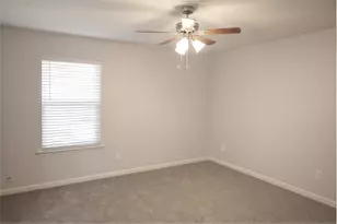 28 E Brookberry Ct, The Woodlands, TX 77381 - Photo 7