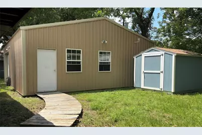 2009 Sandlewood Drive, Bay City, TX 77414 - Photo 7