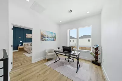 8910 Knoll Leaf Drive, Houston, TX 77080 - Photo 11
