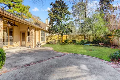 124 S Brooksedge Circle, The Woodlands, TX 77382 - Photo 29