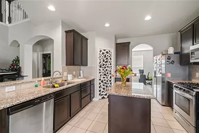 4509 Whitehaven Pine Way, Rosharon, TX 77583 - Photo 9