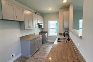 142 Egret Canal N, Baytown, TX 77523 - Photo 5