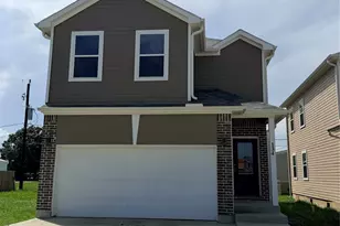 142 Egret Canal N, Baytown, TX 77523 - Photo 1