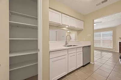 7814 Terra Cotta Drive, Houston, TX 77040 - Photo 9