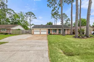 10014 Sweet Gum Ln, Baytown, TX 77521 - Photo 3