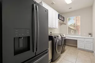 2307 Haven Manor Ct, Sugar Land, TX 77479 - Photo 15