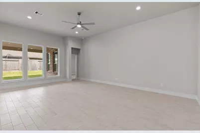 3227 Bushy Hawthorne Drive, Conroe, TX 77301 - Photo 11