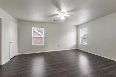 2801 Virginia Street #A, Baytown, TX 77520 - Photo 11