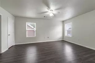 2801 Virginia St, Baytown, TX 77520 - Photo 11
