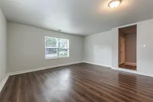 2801 Virginia St, Baytown, TX 77520 - Photo 5