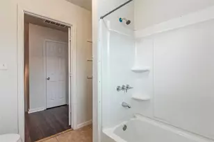 2801 Virginia St, Baytown, TX 77520 - Photo 9