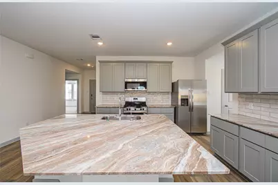 13922 Bay Crest, Dickinson, TX 77539 - Photo 17