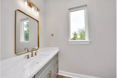 1603 Sylvester Road, Houston, TX 77009 - Photo 15