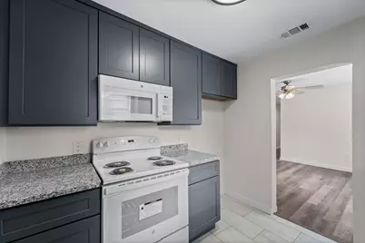 1615 McKee Street, Houston, TX 77009 - Photo 7