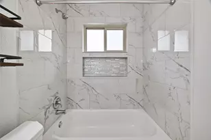 1125 E Lambuth Ln, Deer Park, TX 77536 - Photo 21