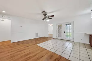 1125 E Lambuth Ln, Deer Park, TX 77536 - Photo 7