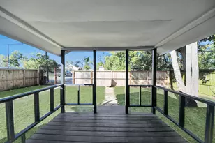 3206 Melbourne St, Houston, TX 77026 - Photo 15