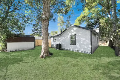 3206 Melbourne Street, Houston, TX 77026 - Photo 13