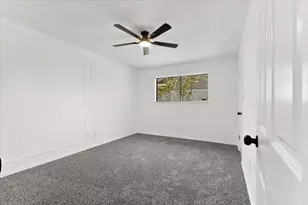 3815 Plum Hollow Dr, Houston, TX 77059 - Photo 17
