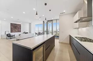 1711 Allen Pkwy, Houston, TX 77019 - Photo 3