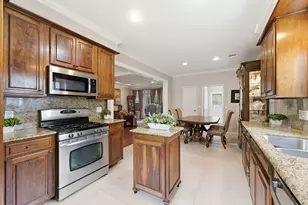 77 W Night Heron Pl, The Woodlands, TX 77382 - Photo 11