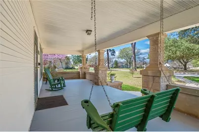 501 W Buck Street, Caldwell, TX 77836 - Photo 3