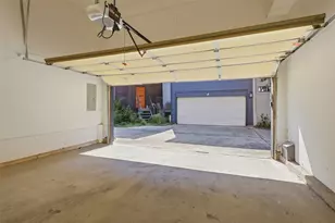 1326 W 24th St, Houston, TX 77008 - Photo 23