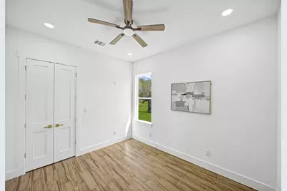 1511 Waco St, Dayton, TX 77535 - Photo 13