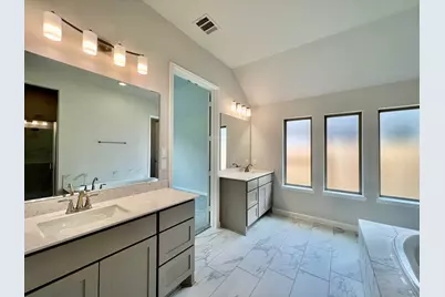 1351 Park Path Drive, Missouri City, TX 77459 - Photo 9