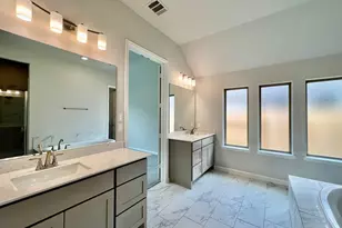 1351 Park Path Dr, Missouri City, TX 77459 - Photo 9