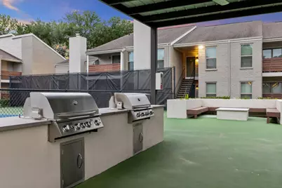 10751 Meadowglen Lane #Kate, Houston, TX 77042 - Photo 3