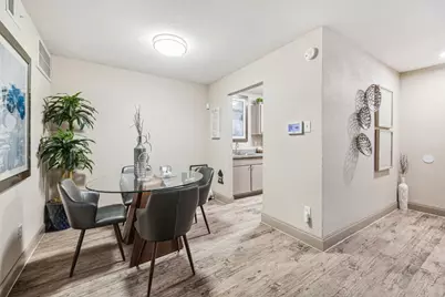 10751 Meadowglen Lane #Kate, Houston, TX 77042 - Photo 5