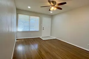 5527 Winding Creek Way Way, Houston, TX 77017 - Photo 5