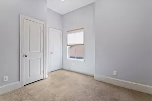 931 W 23rd St, Houston, TX 77008 - Photo 37