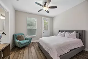 848 Fisher St, Houston, TX 77018 - Photo 19