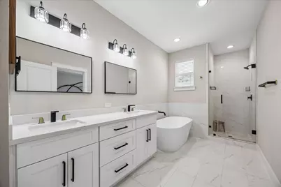848 Fisher Street #C, Houston, TX 77018 - Photo 13