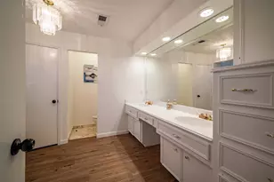 10730 Braes Bayou Dr, Houston, TX 77071 - Photo 33