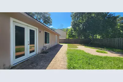 3123 Silver Falls Drive, Houston, TX 77339 - Photo 15