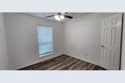 3123 Silver Falls Drive, Houston, TX 77339 - Photo 11