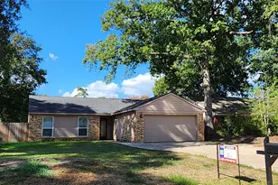 3123 Silver Falls Dr, Houston, TX 77339 - Photo 1