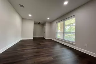 10903 Albury Dr, Houston, TX 77096 - Photo 5