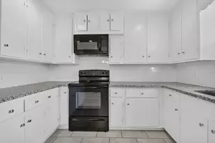 1409 Wycliffe Dr, Houston, TX 77043 - Photo 13