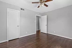 1409 Wycliffe Dr, Houston, TX 77043 - Photo 19