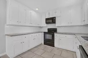 1409 Wycliffe Dr, Houston, TX 77043 - Photo 11